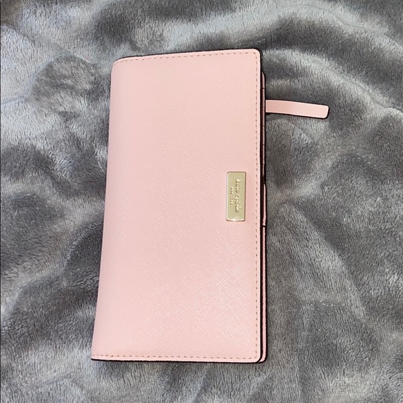 kate spade Handbags - Kate spade wallet